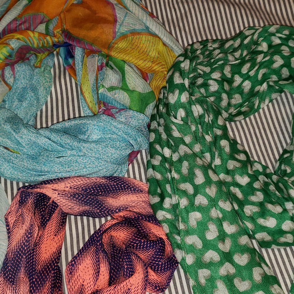 Set of 3 bright colored fun scarfs